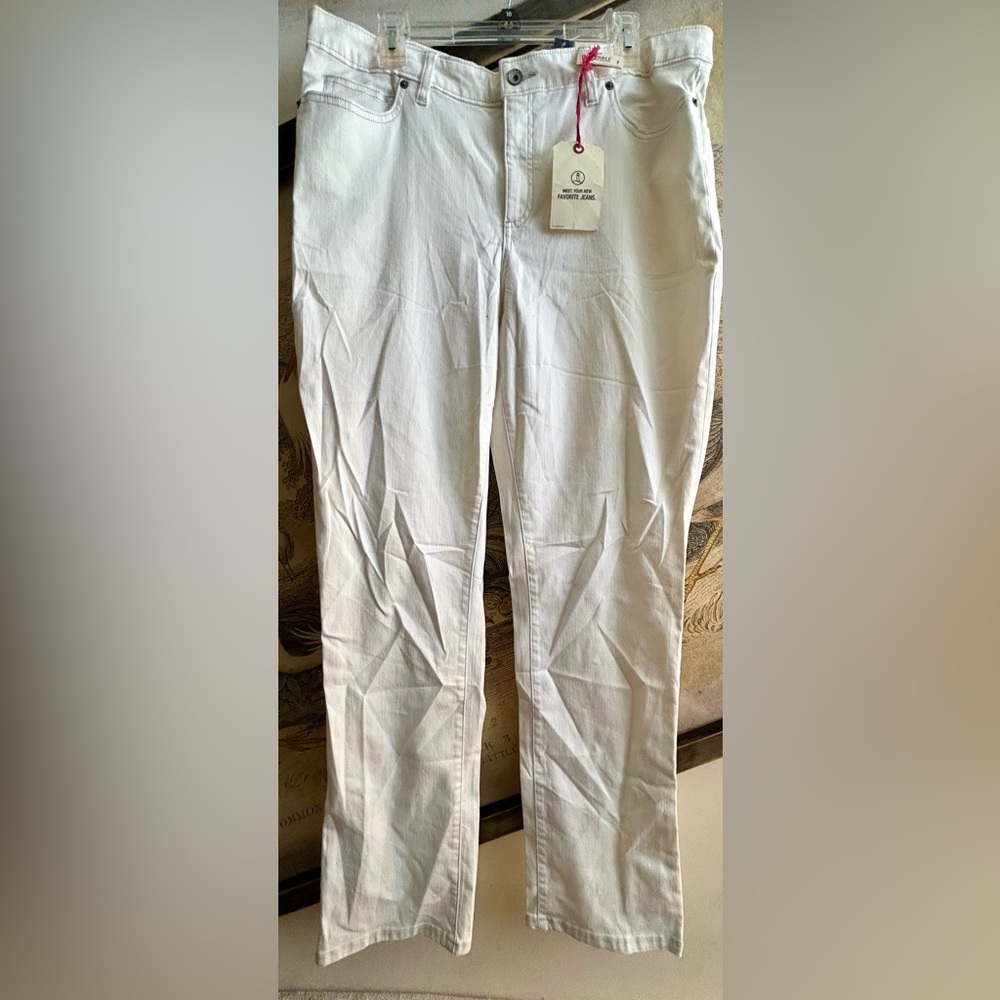 * Lands’ End White Straight Leg Jeans SZ 16 *